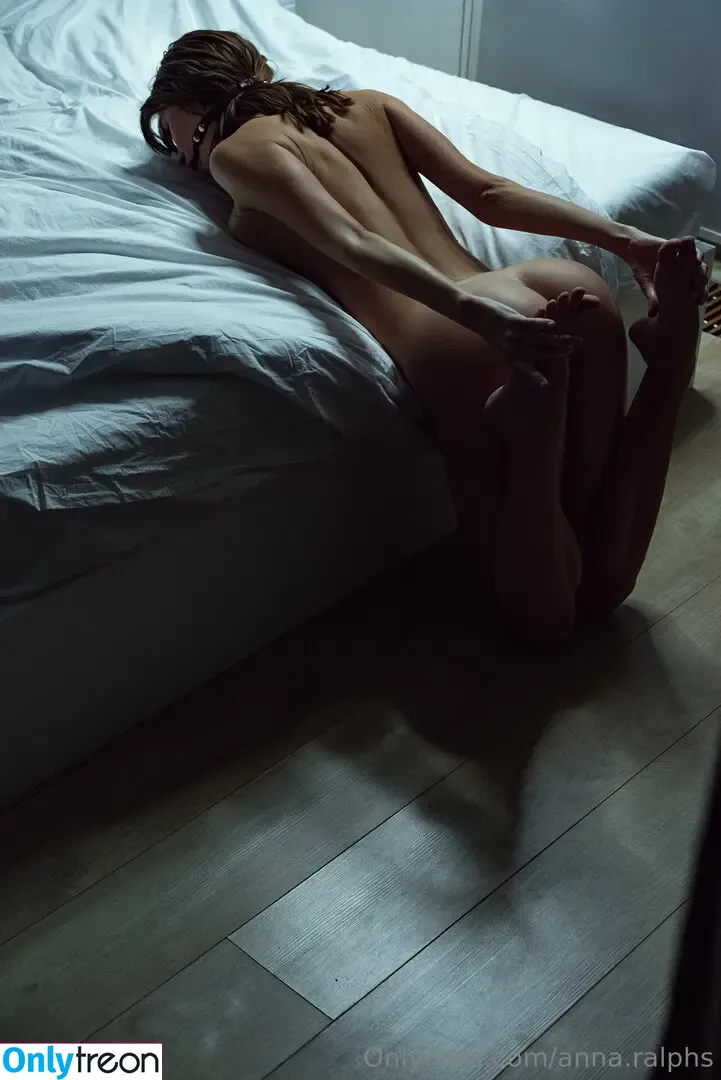Deanralphs nude photo #1517 (Anna.Ralphs / _anna_ralphs_)