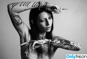 DeathbyRomy / toxicbleubeautyvip nude photo #0417