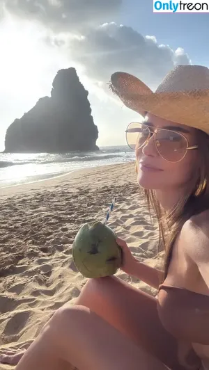 Deborah Secco / dedesecco nude photo #2187