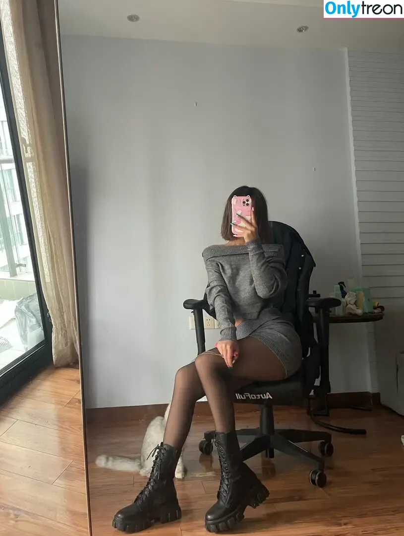 Deer_white nude photo #0397 (DeerWhite_ / deer_white_ / deerwhite)