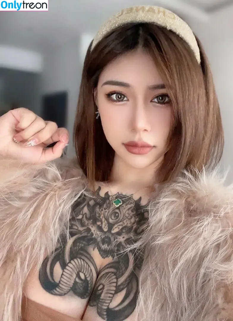 Deer_white nude photo #0432 (DeerWhite_ / deer_white_ / deerwhite)