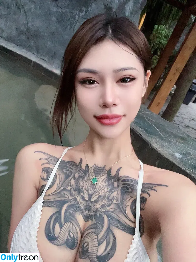 Deer_white nude photo #0477 (DeerWhite_ / deer_white_ / deerwhite)