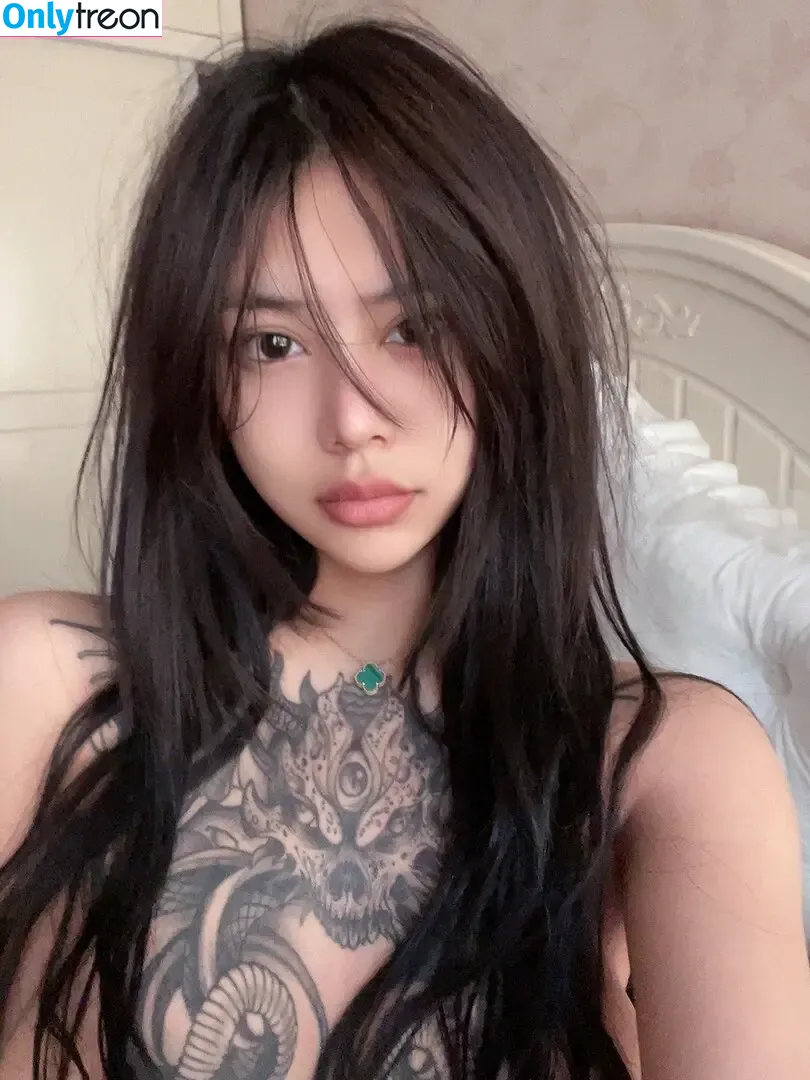 Deer_white nude photo #0611 (DeerWhite_ / deer_white_ / deerwhite)