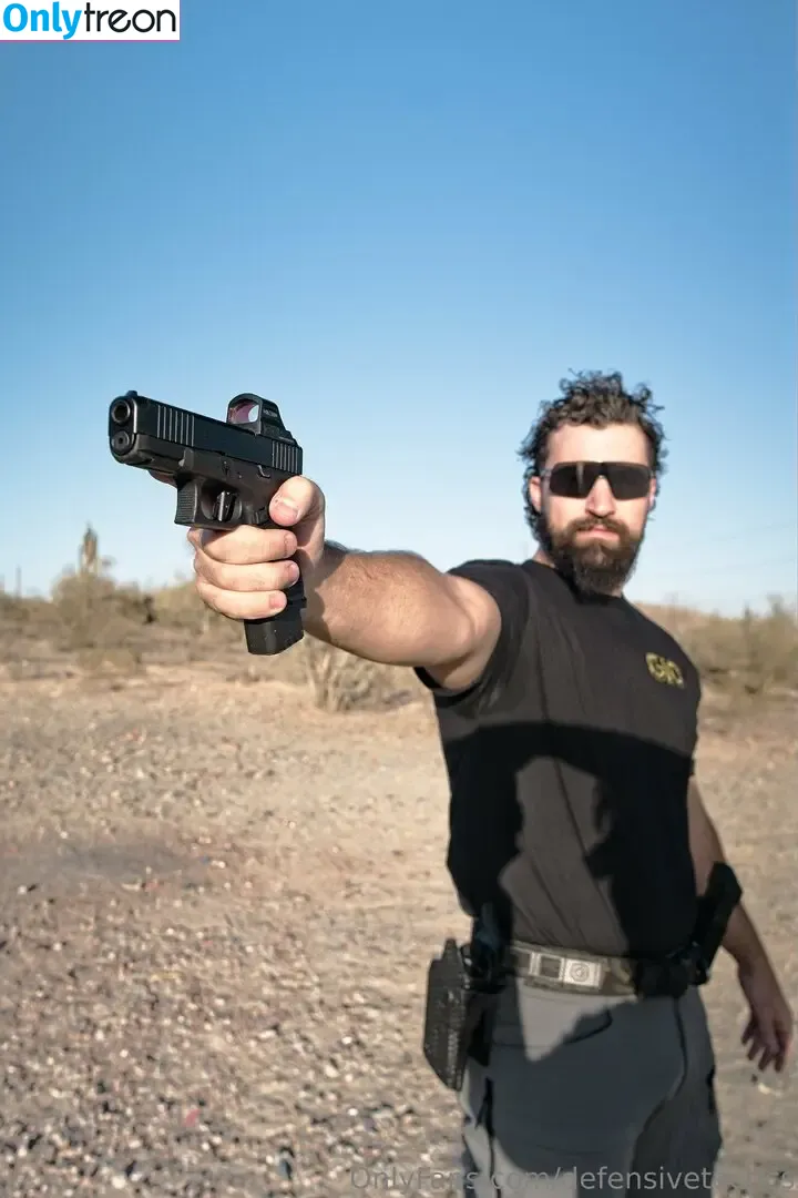 defensivetactics nude photo #0015 (defensivetacticspolice)