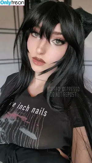 Deffo_Depresso / livjngdeadgirl / marijuanarchy nude photo #0065