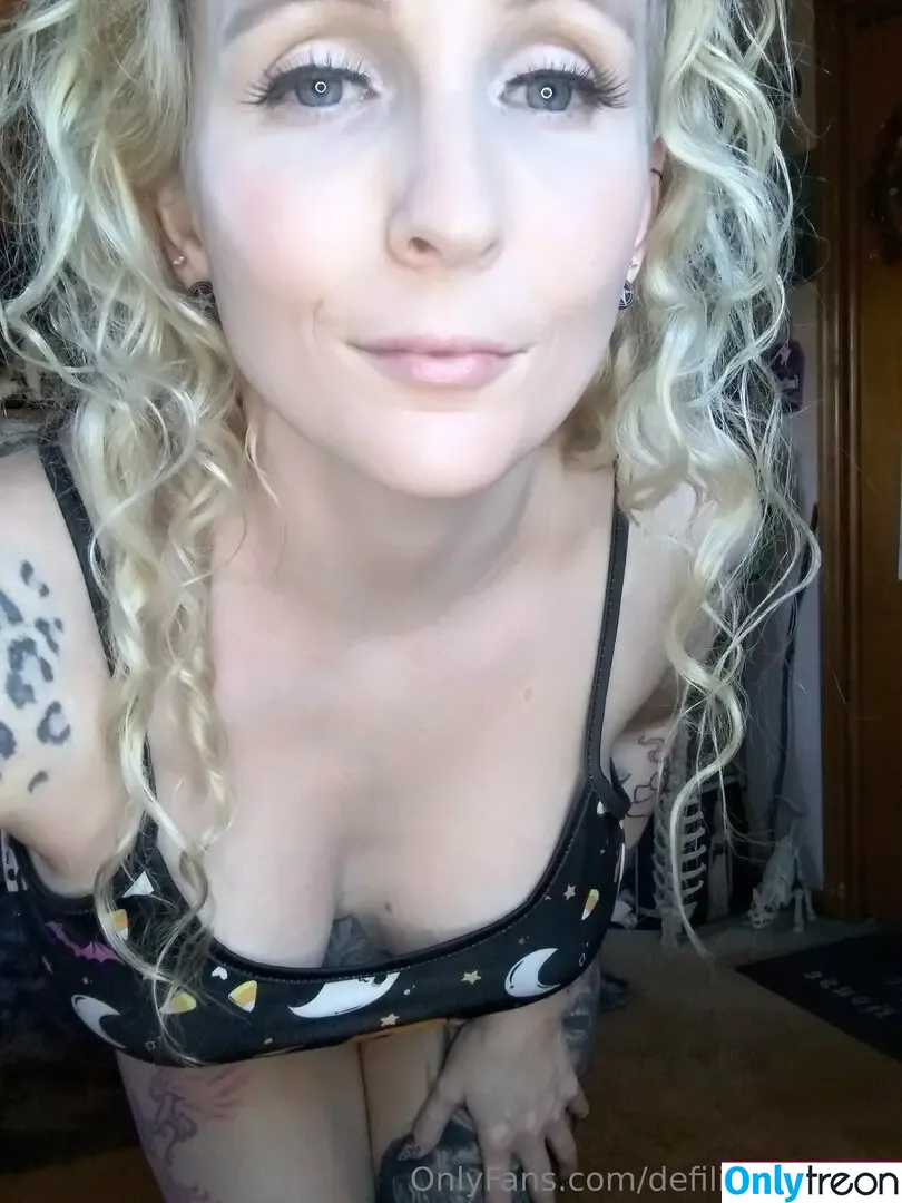defilingdemons nude photo #0019 (defilingdemons)