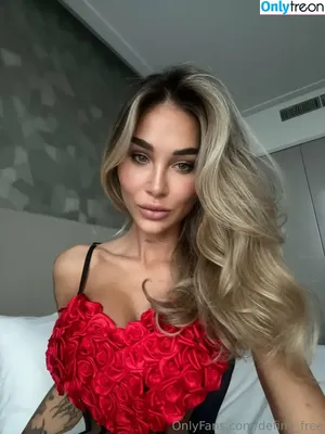  nude photo #0007