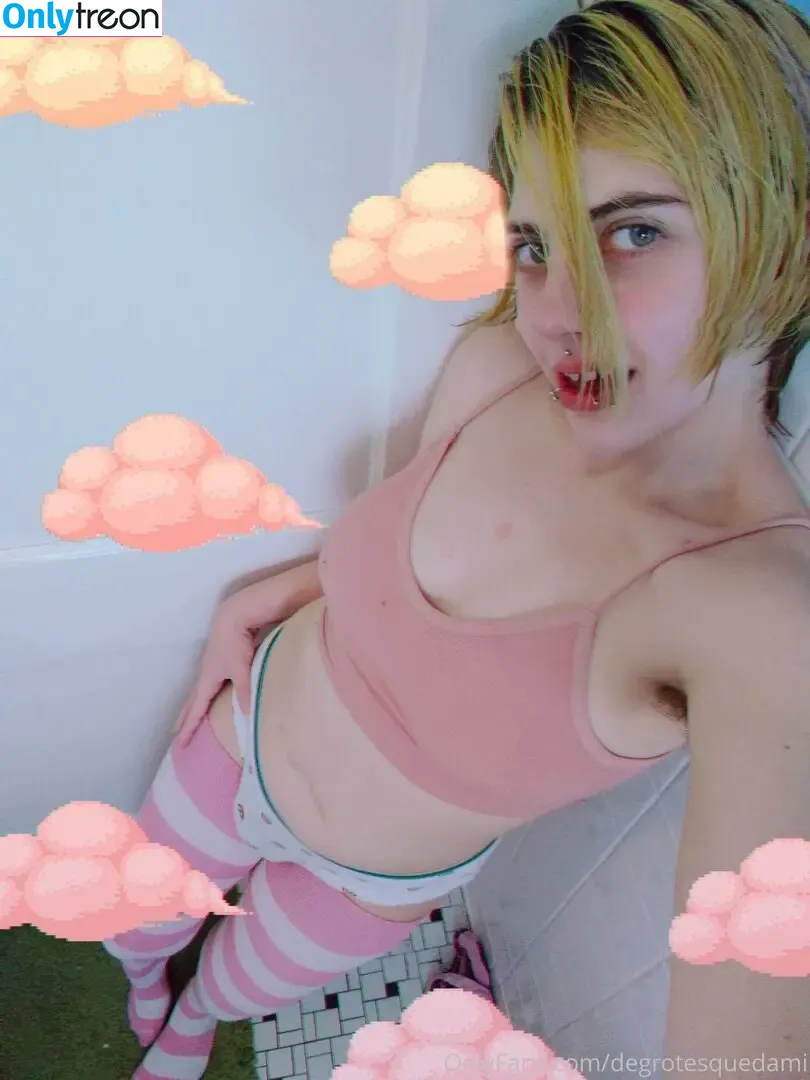 degrotesquedami nude photo #0171 (degrotesquedami)