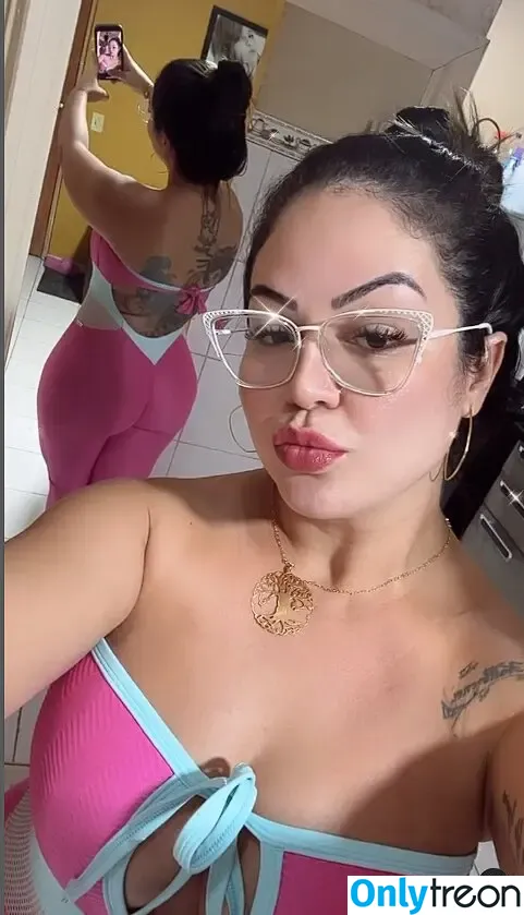 Deise Freitas nude photo #0003 (MANAUENSE GATA / deisedefreitas)