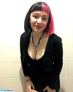  nude photo #0002
