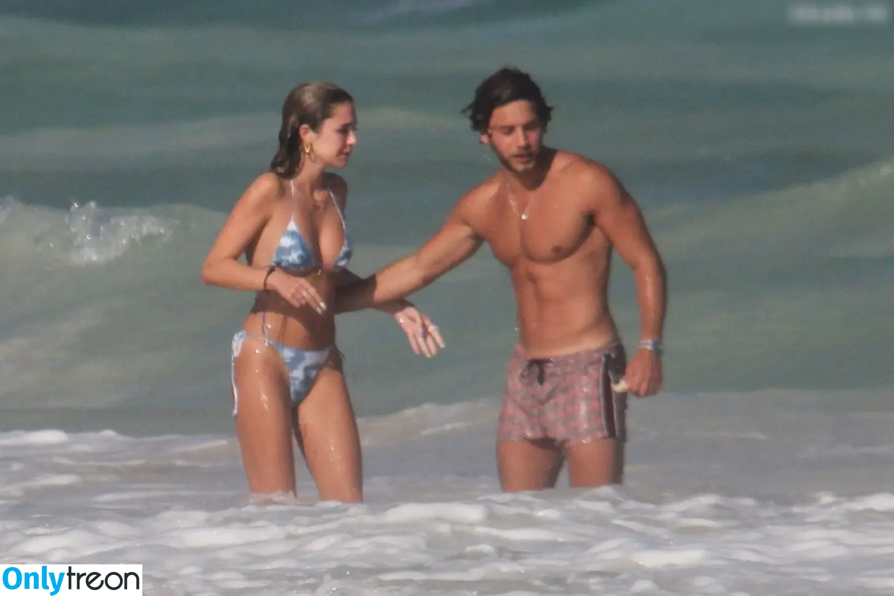 Delilah Hamlin nude photo #0235 (Delilah Hamlin)