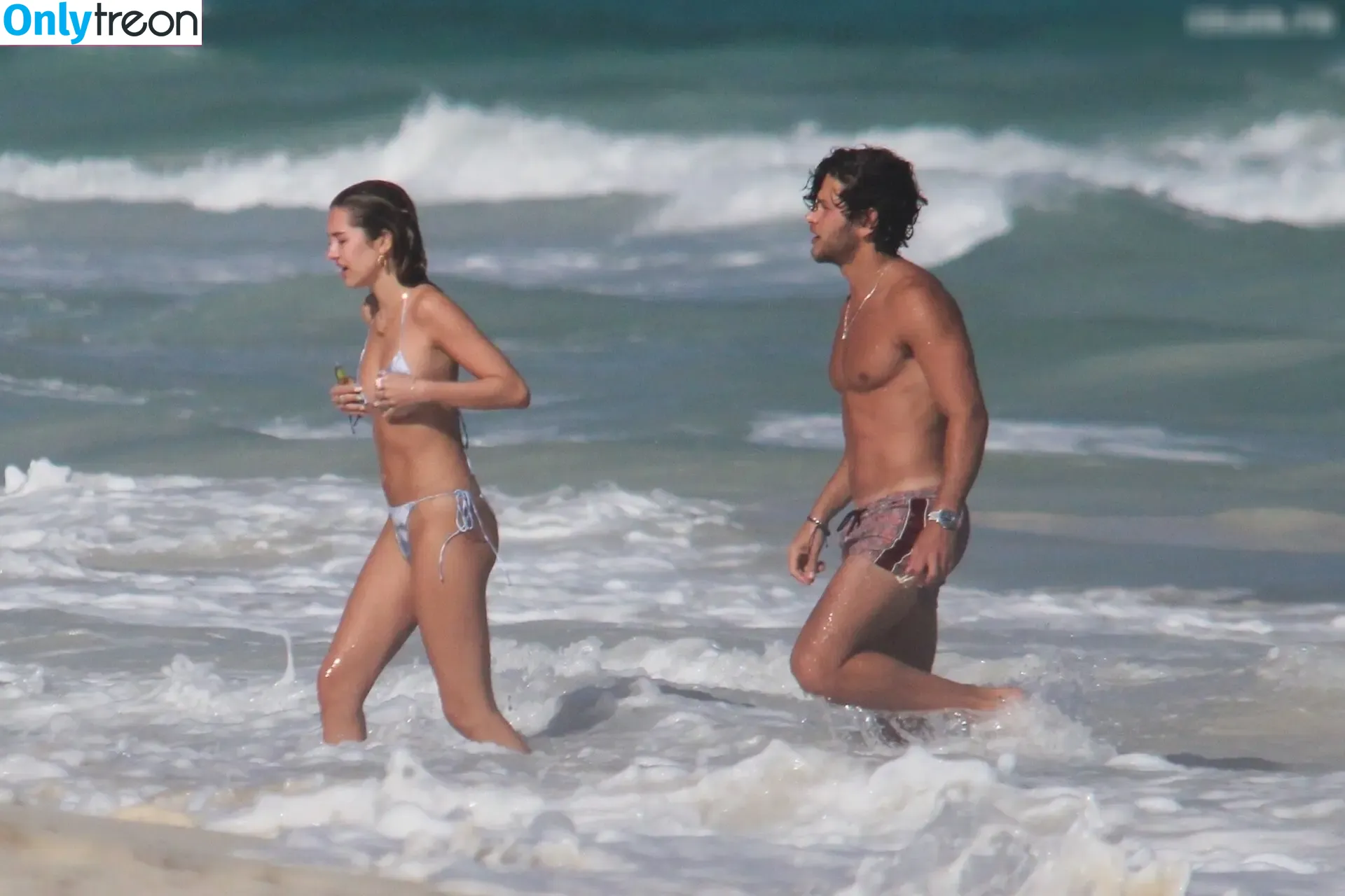 Delilah Hamlin nude photo #0237 (Delilah Hamlin)