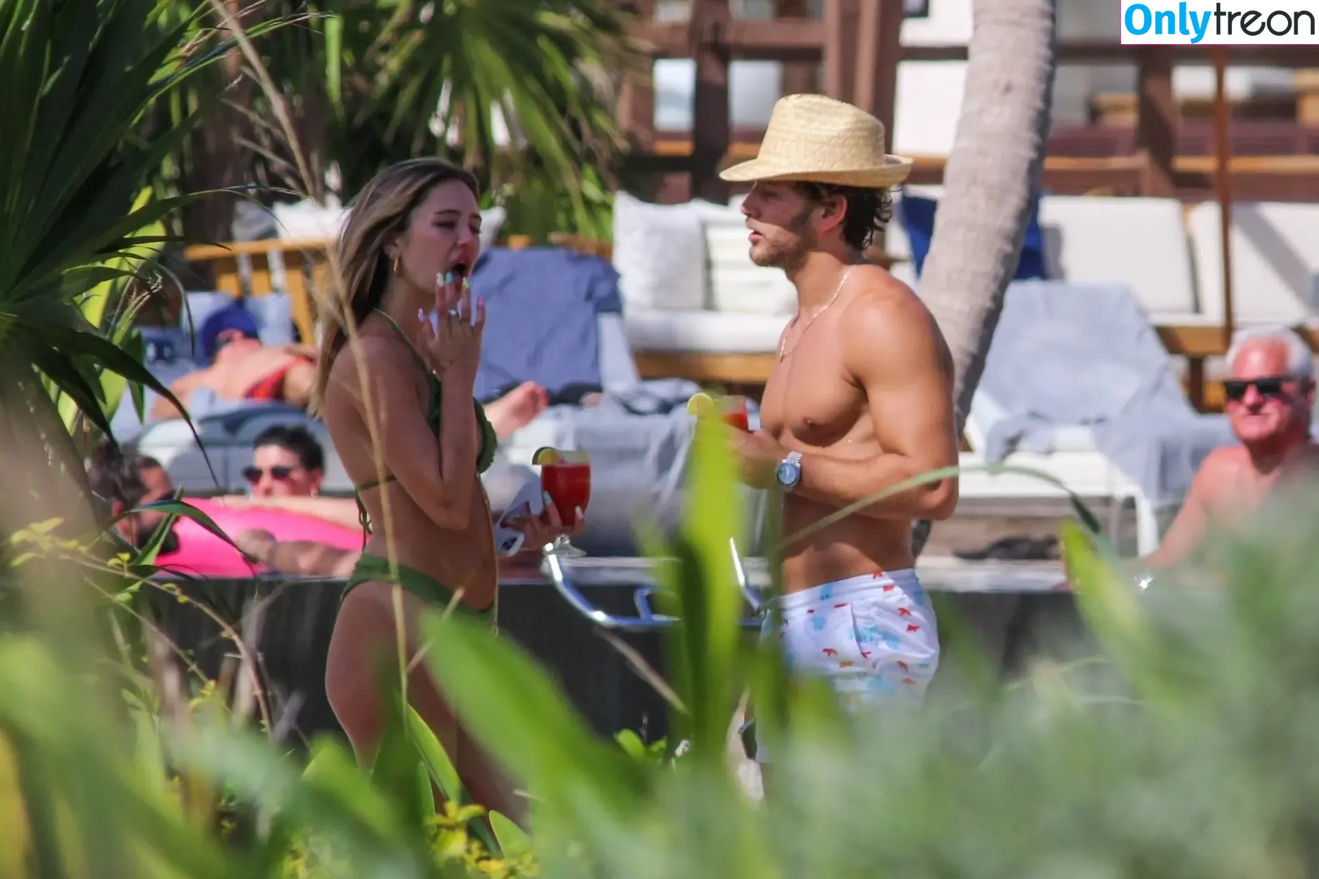 Delilah Hamlin nude photo #0279 (Delilah Hamlin)