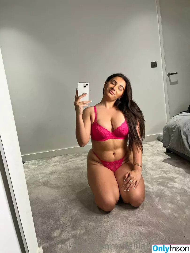 delilahbellerae nude photo #0111 (delilahbelle)
