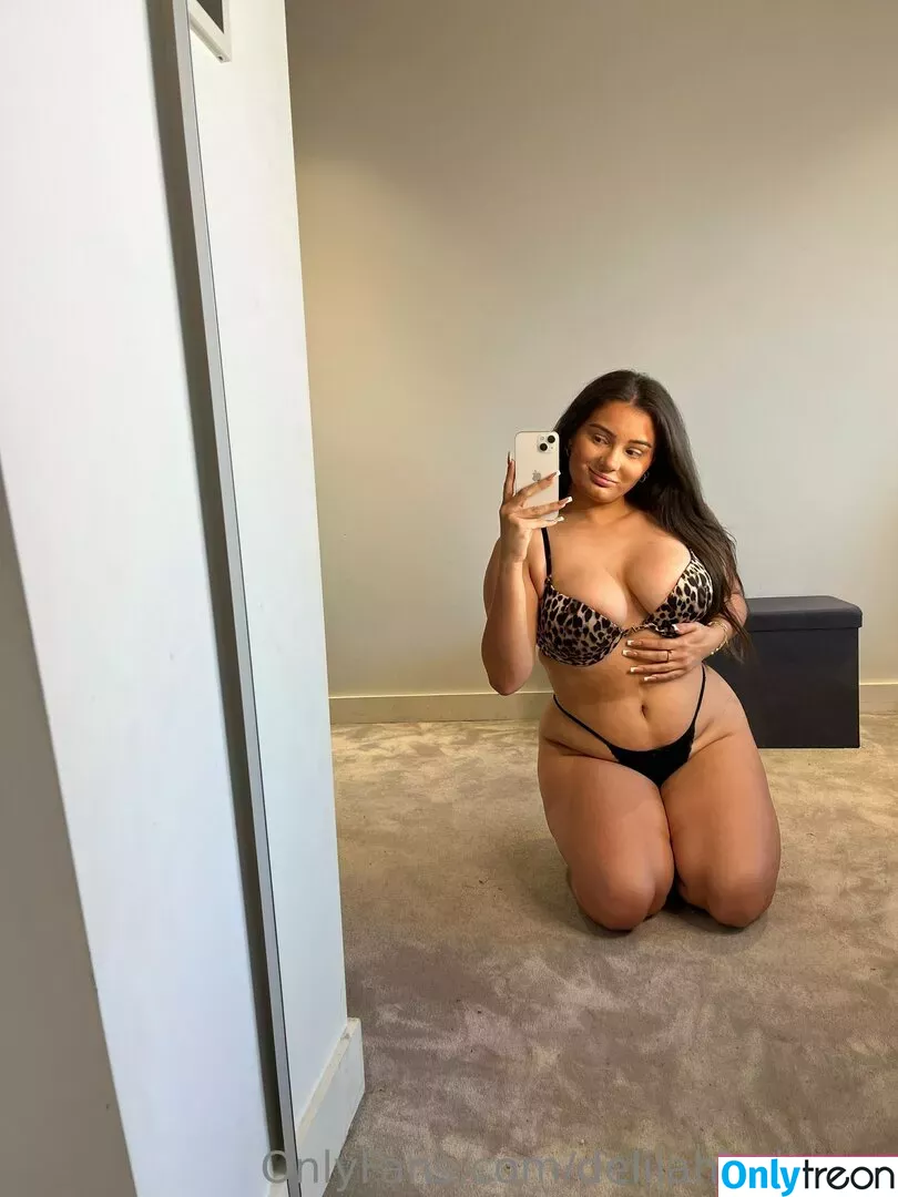delilahbellerae nude photo #0114 (delilahbelle)