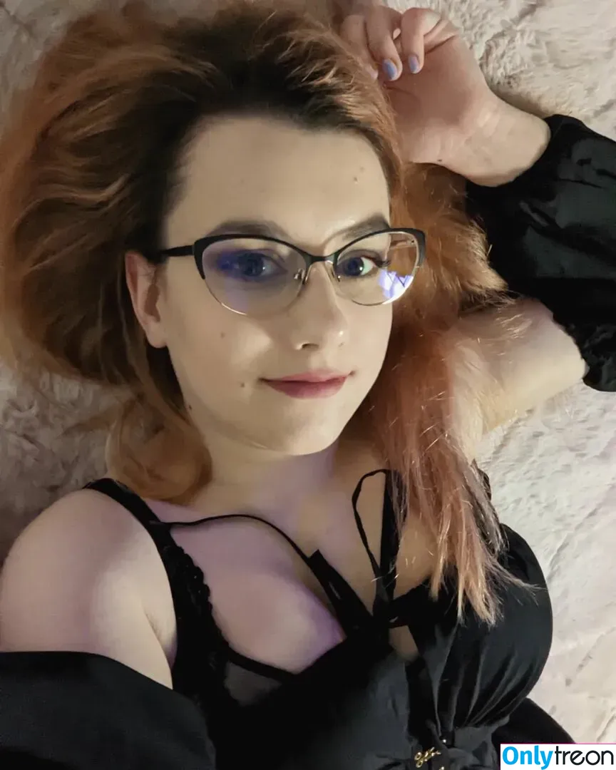 delimbre nude photo #0025 (TheGreedyTwo / delimbre.nix)