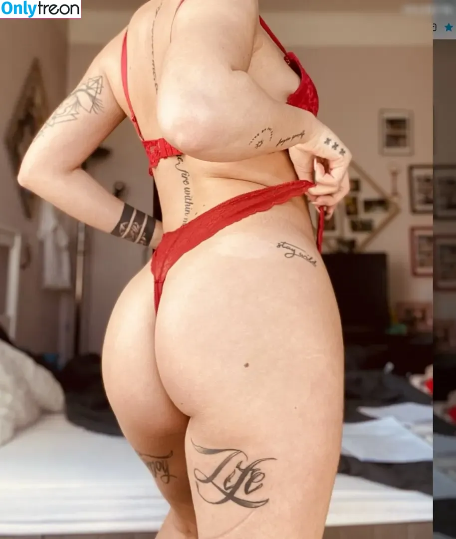 Demi Gabriella nude photo #0002 (demi.gabriella / demi.gabriella1011)