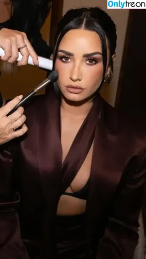 Demi Lovato / ddlovato nude photo #0098