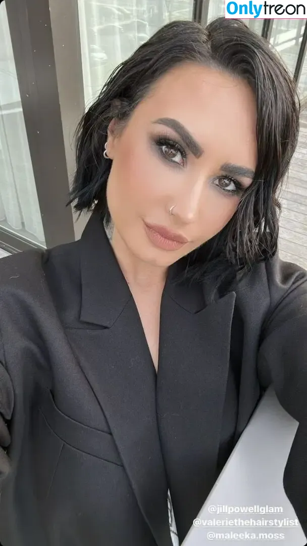 Demi Lovato nude photo #0002 (ddlovato)