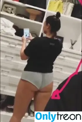 Demi Lovato nude photo #0024 (ddlovato)