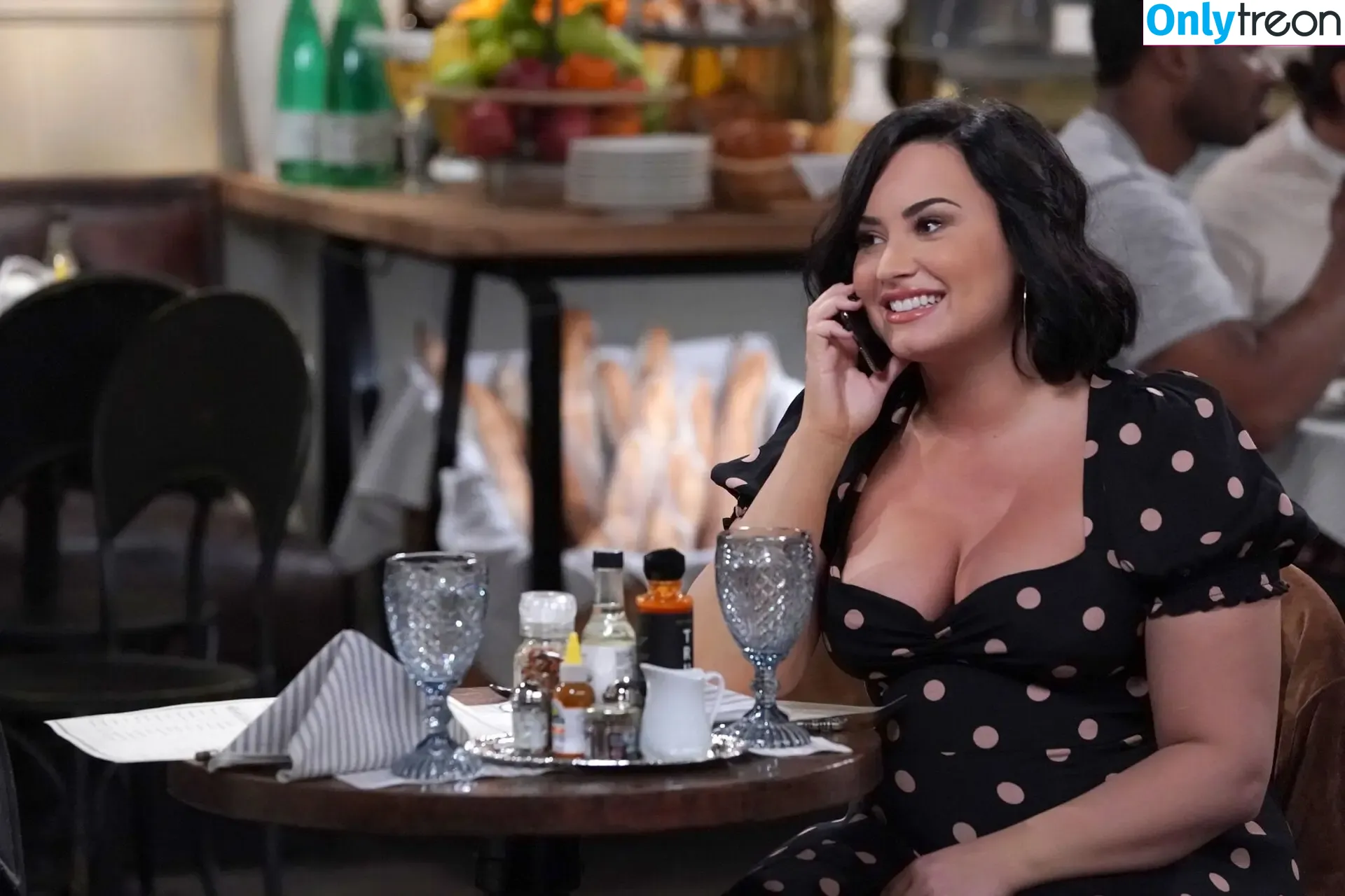Demi Lovato nude photo #0148 (ddlovato)