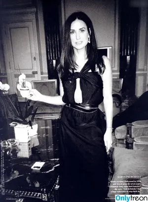 Demi Moore / demimoore / justdemi / kyliedemi nude photo #0309