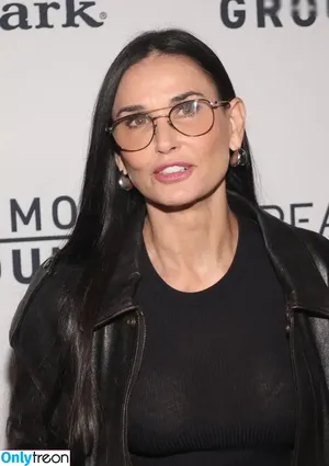 Demi Moore / demimoore / justdemi / kyliedemi nude photo #0468