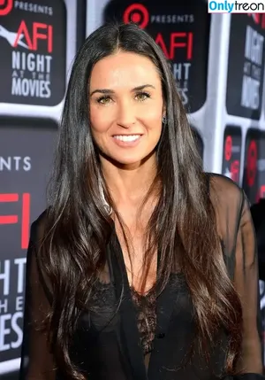 Demi Moore / demimoore / justdemi / kyliedemi nude photo #0525