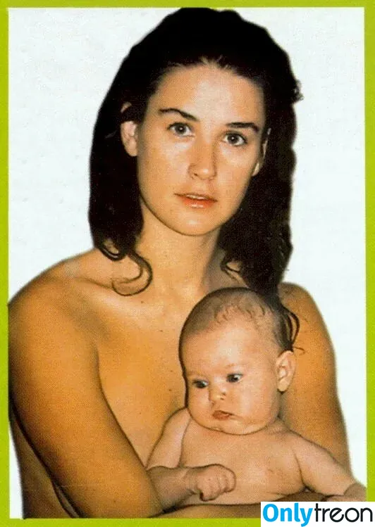 Demi Moore nude photo #0105 (demimoore / justdemi / kyliedemi)