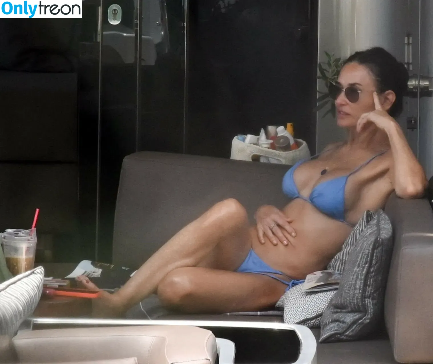 Demi Moore nude photo #0157 (demimoore / justdemi / kyliedemi)
