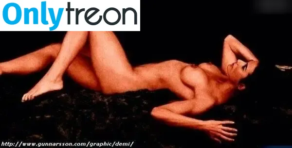 Demi Moore nude photo #0285 (demimoore / justdemi / kyliedemi)