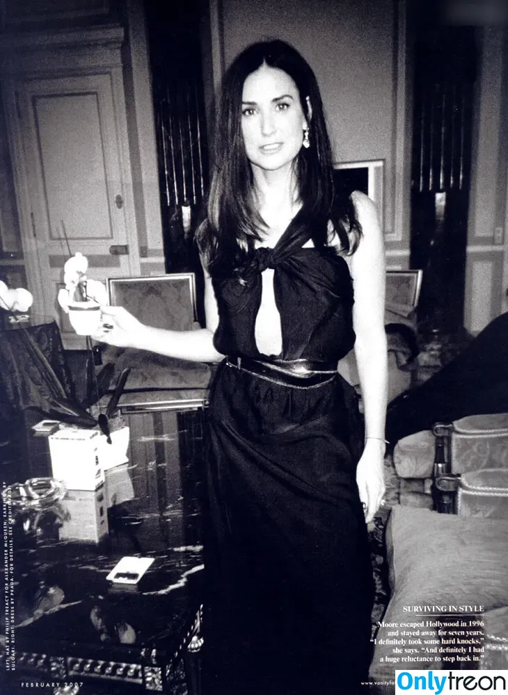 Demi Moore nude photo #0309 (demimoore / justdemi / kyliedemi)
