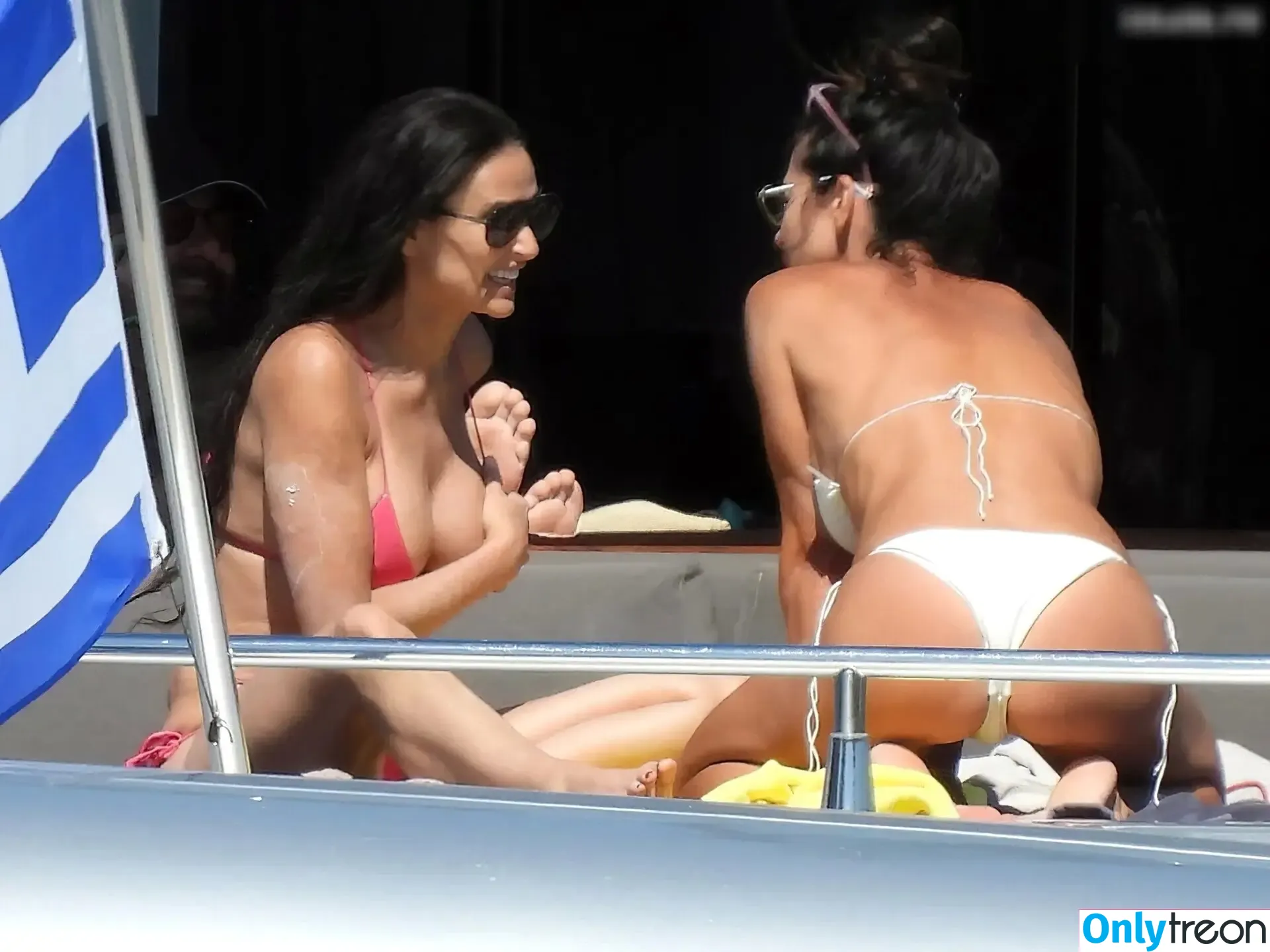 Demi Moore nude photo #0473 (demimoore / justdemi / kyliedemi)