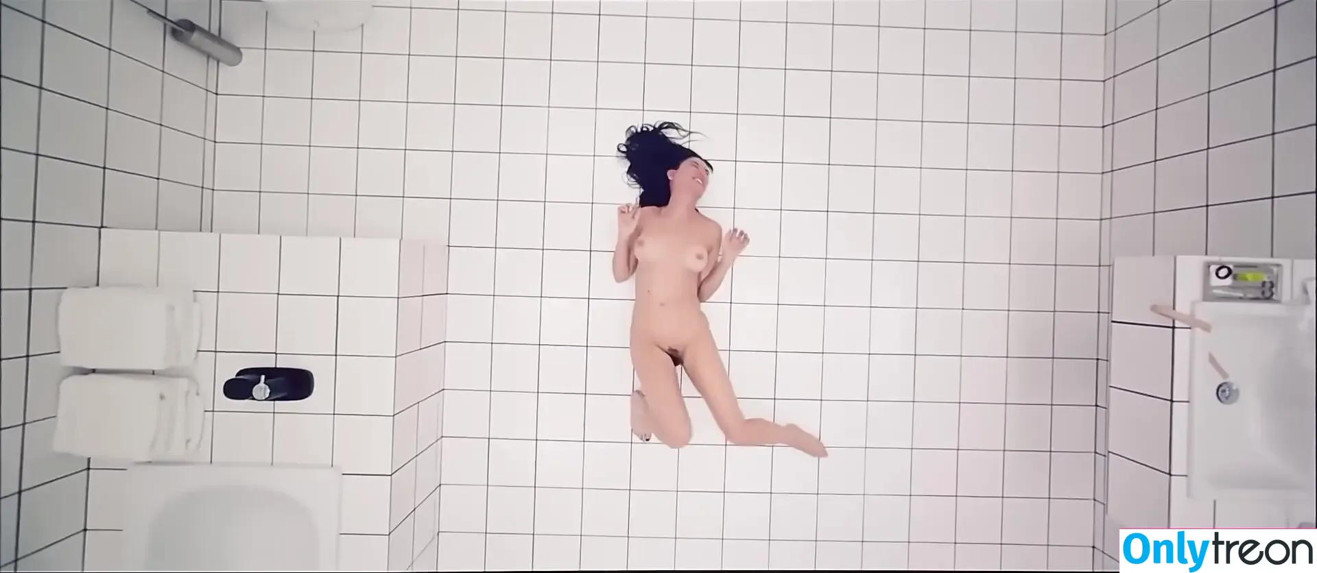 Demi Moore nude photo #0579 (demimoore / justdemi / kyliedemi)