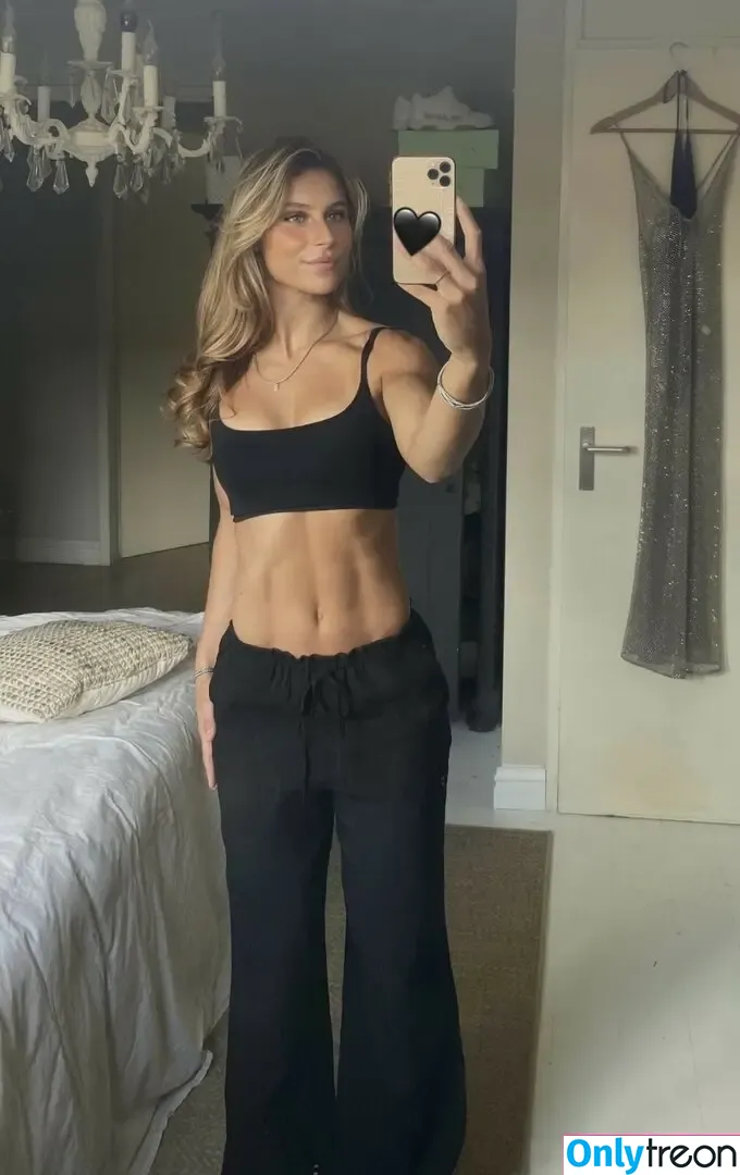 Demi Van Den Wildenberg nude photo #0069 (_demivdw)