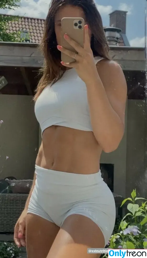 Demi Van Den Wildenberg nude photo #0093 (_demivdw)