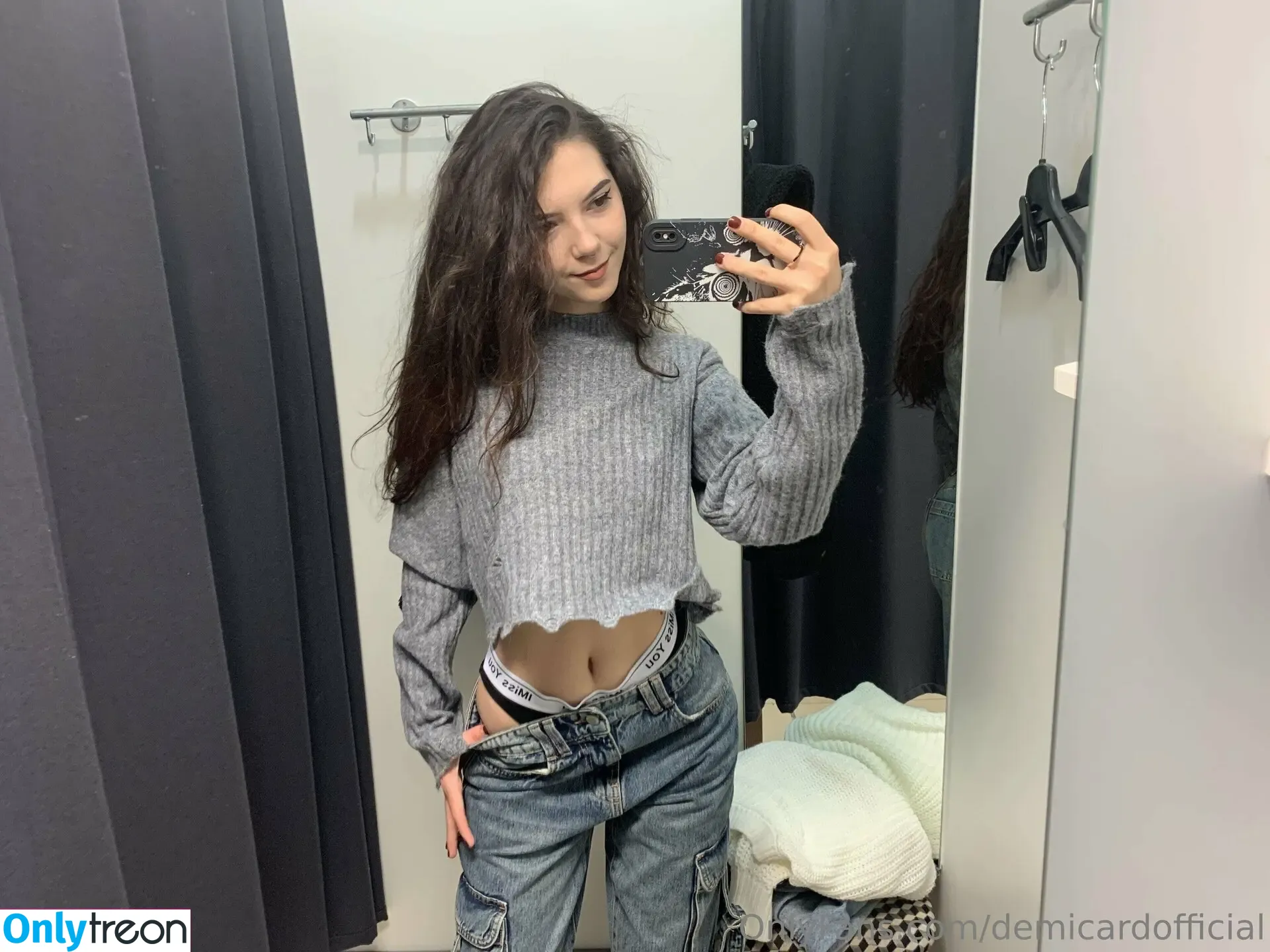 demicardofficial nude photo #0019 (demicardgame)