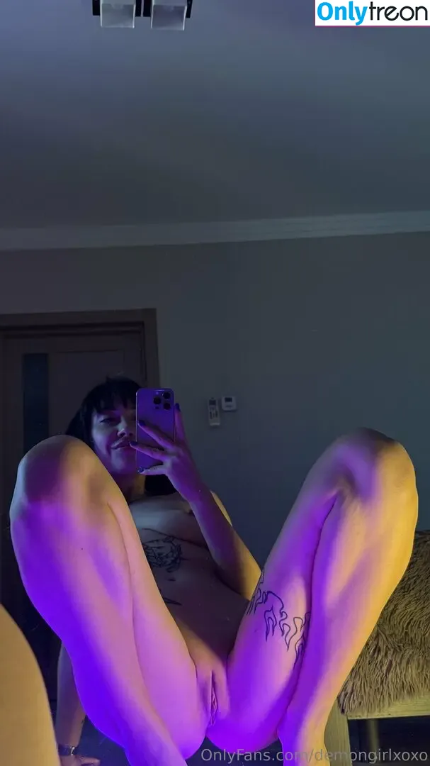 demongirlxoxo nude photo #0015 (demonxoxo)