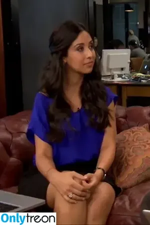 Dena Takruri / Palestinian-American reporter / denatakruri nude photo #0032