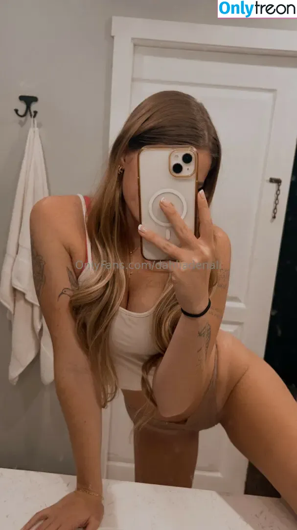 Denali Aspen nude photo #0009 (denali_aspen)