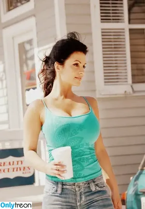 Denise Milani / denisemilani / denisemilaniofficial nude photo #1225
