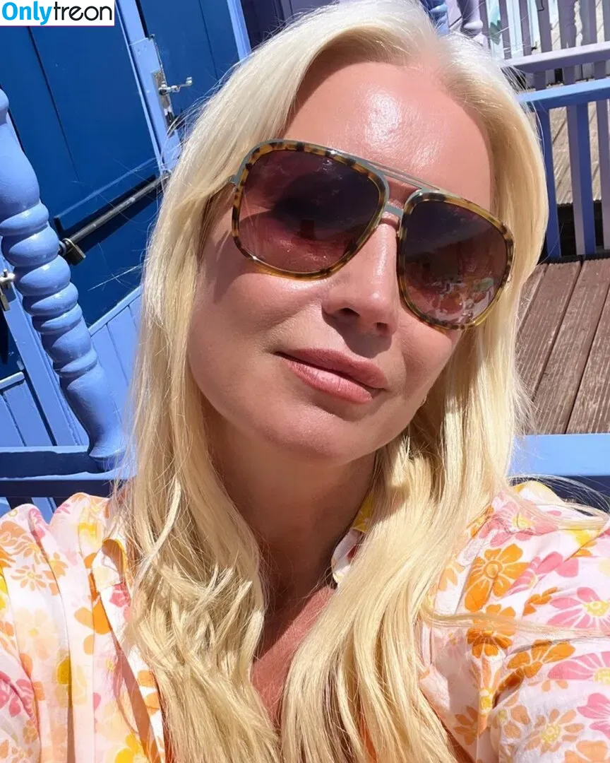Denise Van Outen nude photo #0049 (vanouten_denise)