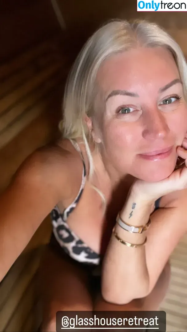 Denise Van Outen nude photo #0100 (vanouten_denise)