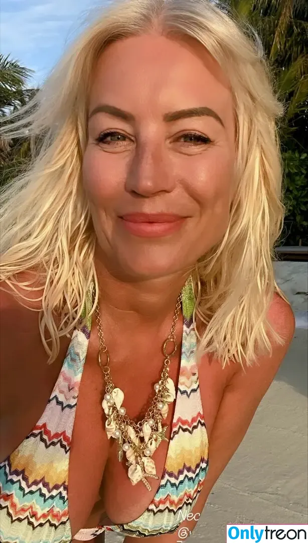 Denise Van Outen nude photo #0466 (vanouten_denise)