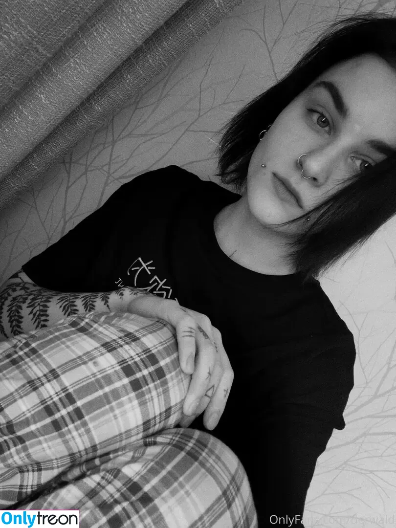 derwald nude photo #0001 (derwaldband)