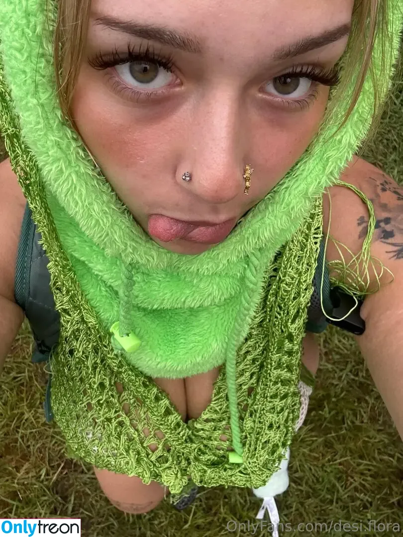 desi.flora nude photo #0077 (desi.f1ora)