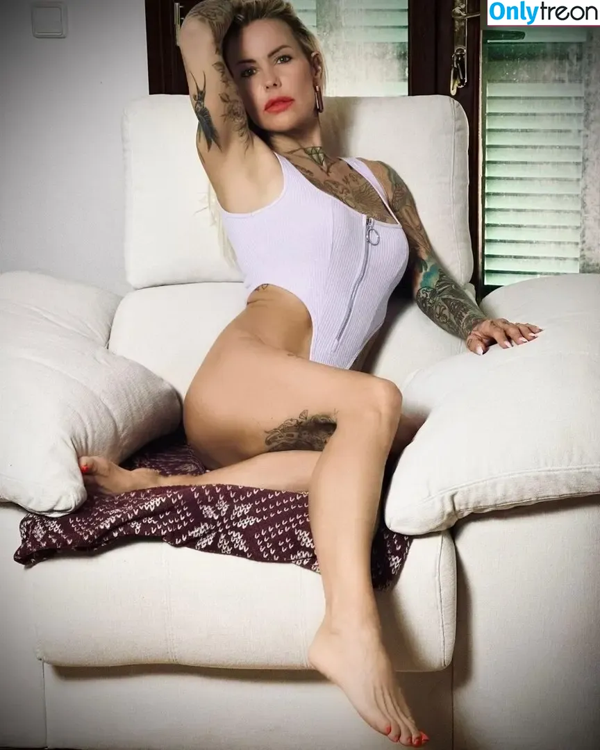 Desiree Hansen nude photo #0006 (miss.sugar.offiziell / rtlzwei)