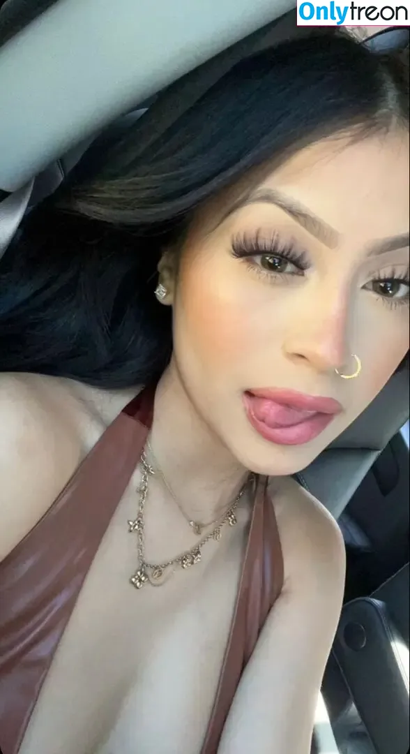 Desiree Montoya nude photo #0103 (desireemontoya)