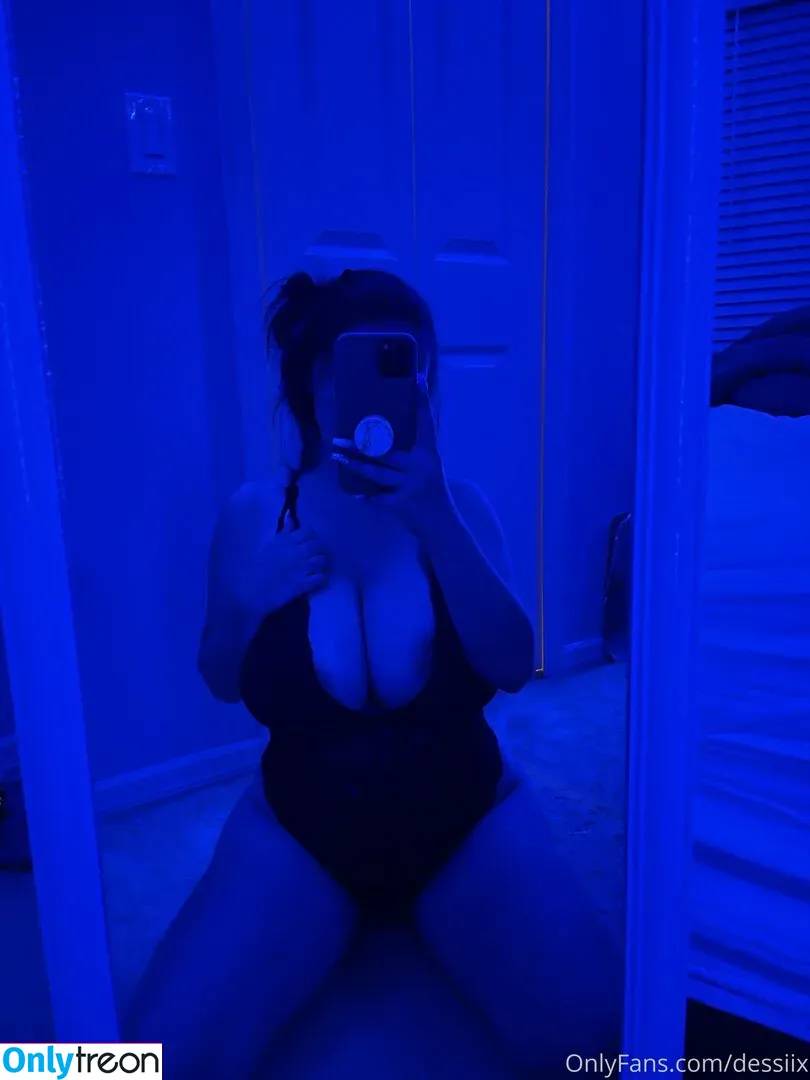 dessziiixx nude photo #0015 (iamdesibanks)