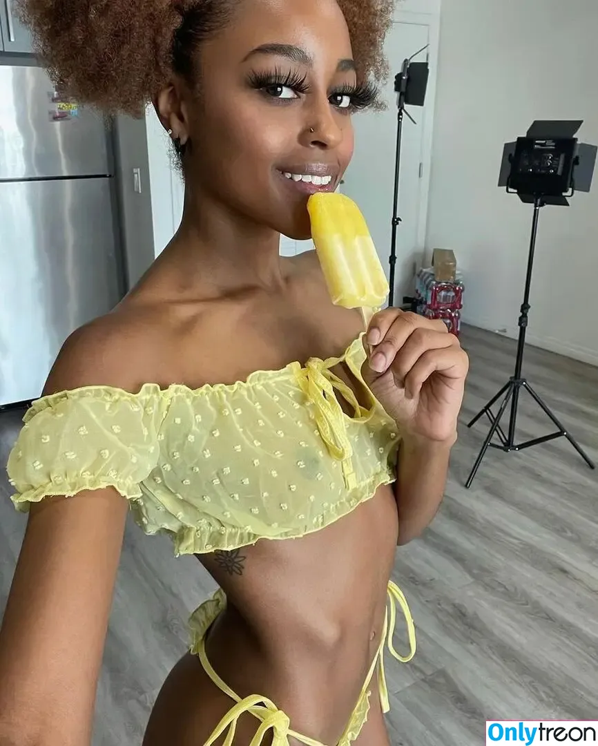 Destiny Mira nude photo #0164 (Destiny da Brat / destinydabrattt / destinymira)